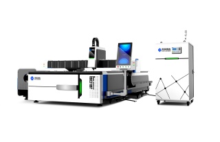 Оптоволоконная лазерная установка для резки металла TC-F3015T/1500 IPG