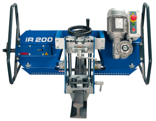 Станок для пиления рельсов IR 200